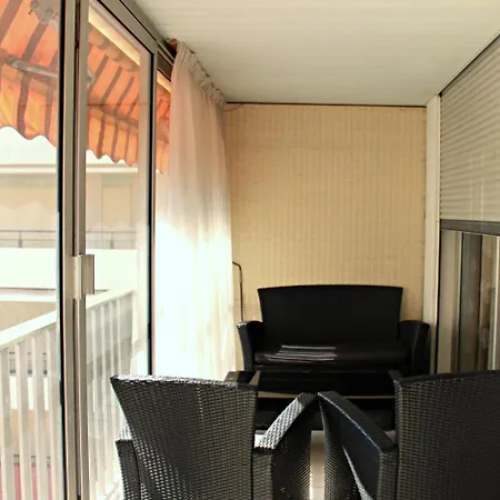 Viva Riviera Rue Victor Cousin * Cannes